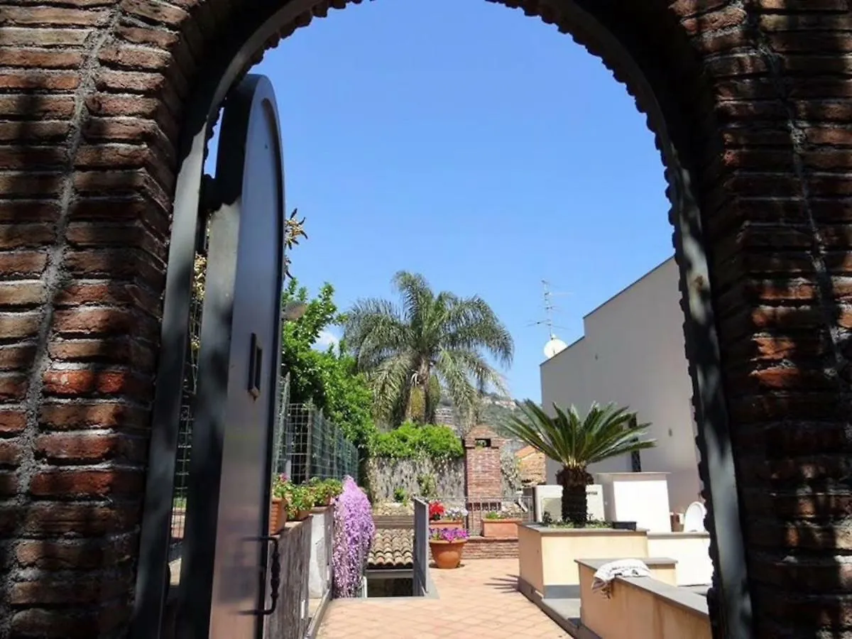 شقة Casa Del Nespolo Sul Mare أتشيريالي 0*,  إيطاليا